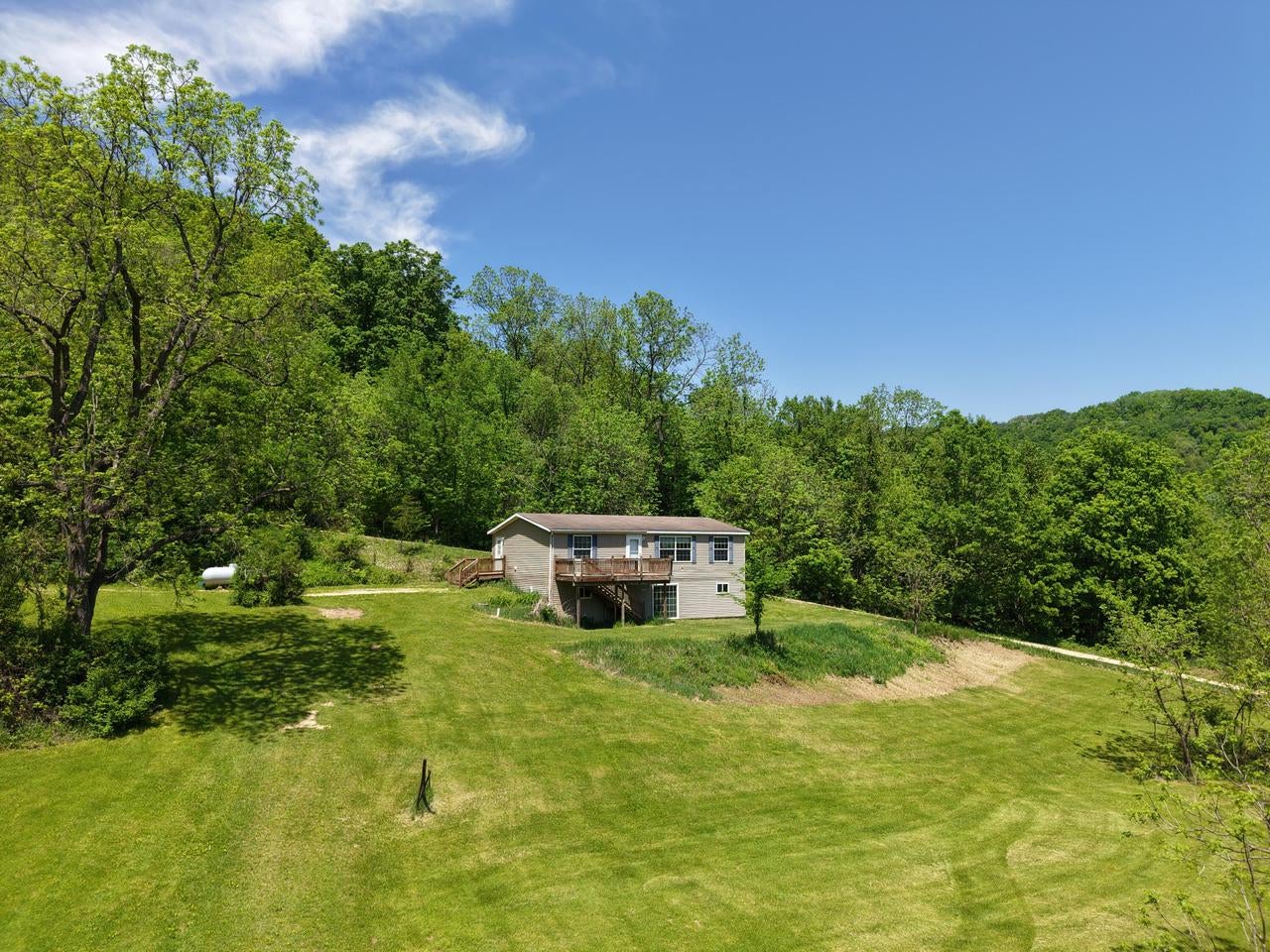 E11695 Chadwick Hollow Road — photo