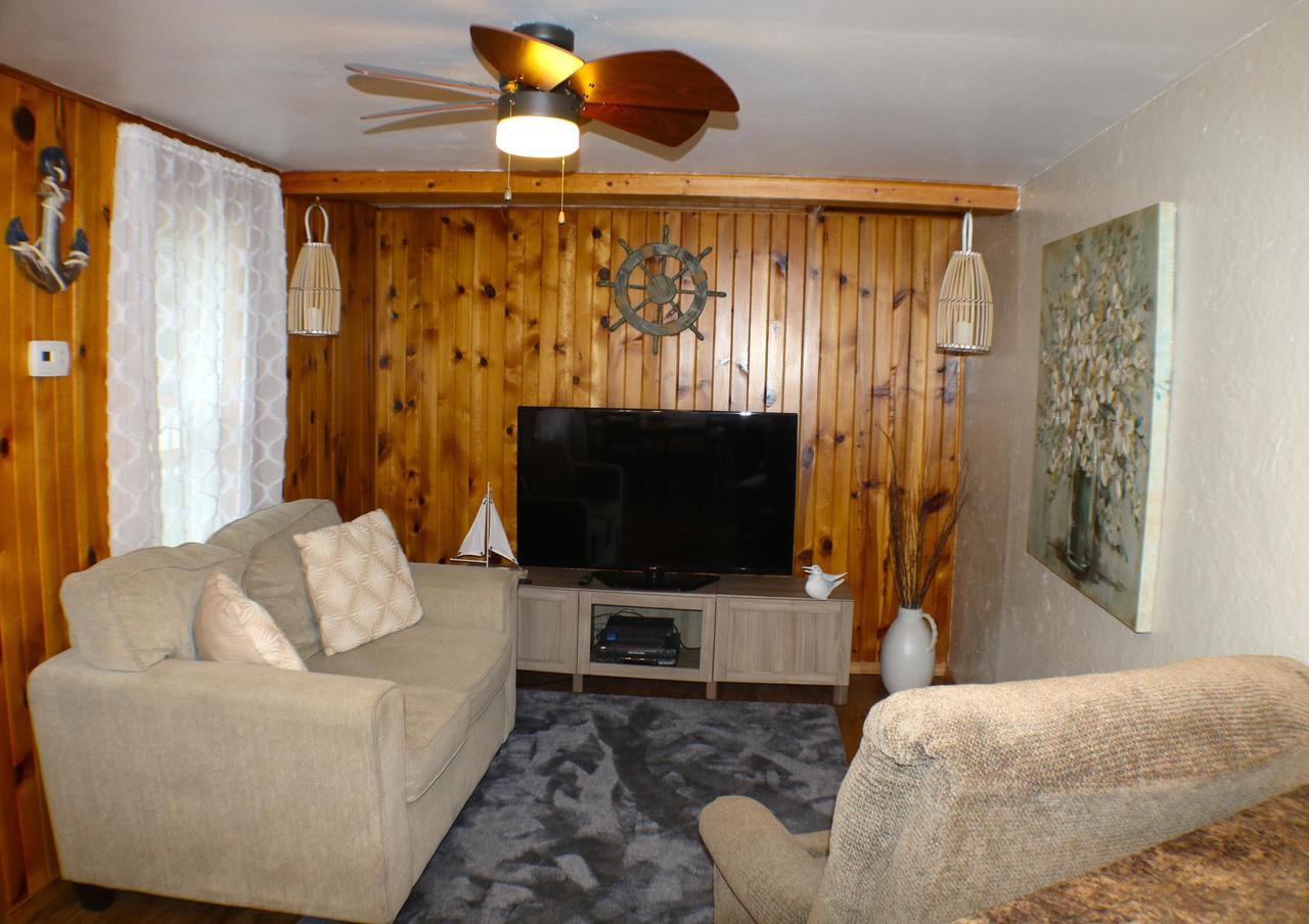 3616 Tannery ROAD, Two Rivers, WI 54241 — photo 2