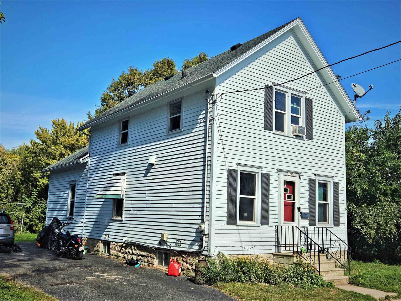 1212 Carr Place — photo