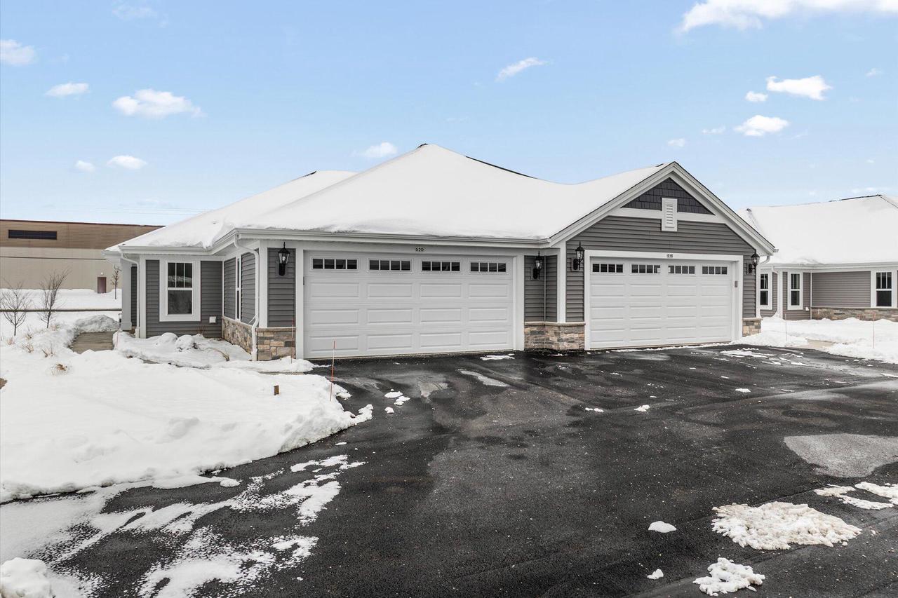 520 Hunter Oaks Boulevard 0801 — photo