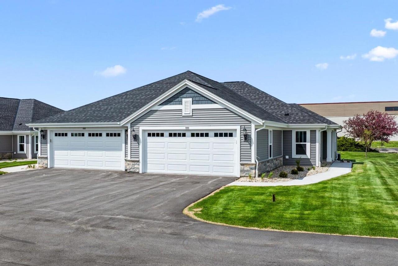 500 Hunter Oaks Boulevard 1002 — photo