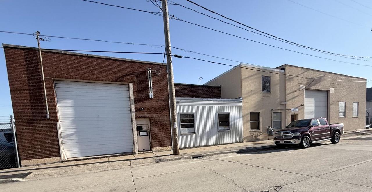122 W 7th Avenue — photo