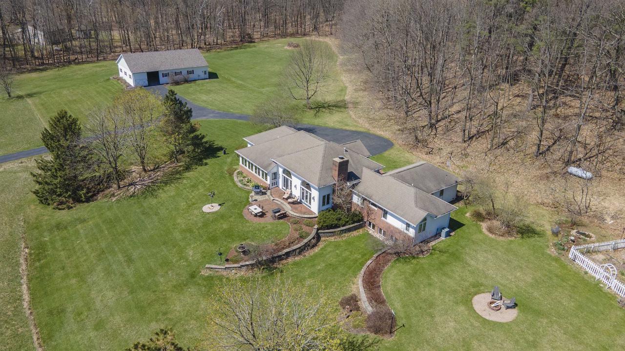N4655 Quintessence Court — photo