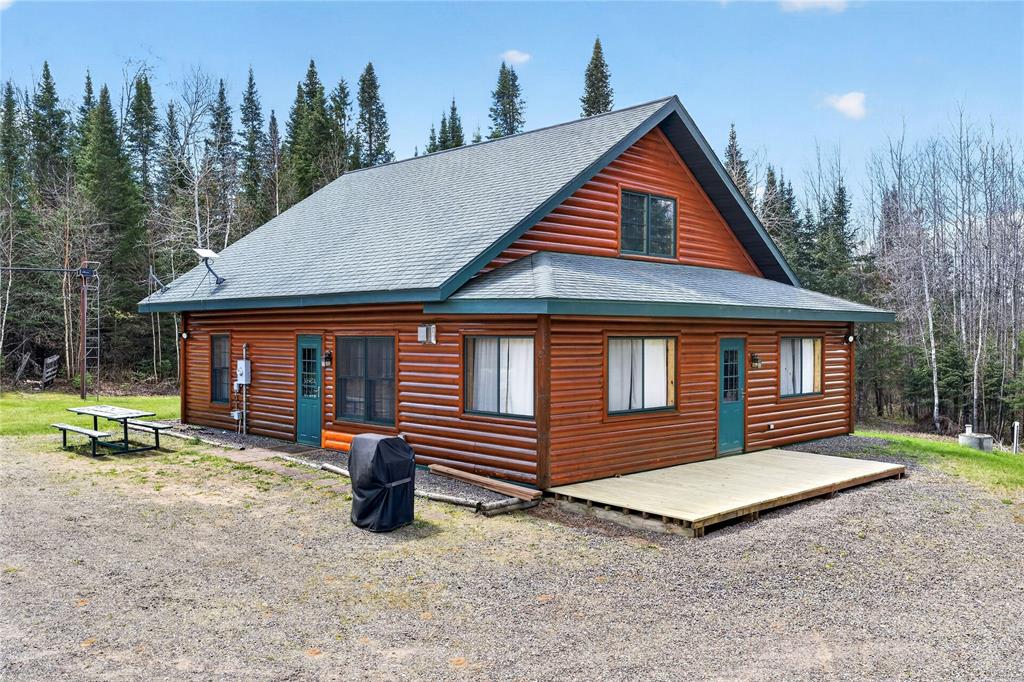 8225 Blaisdell Lake Road — photo