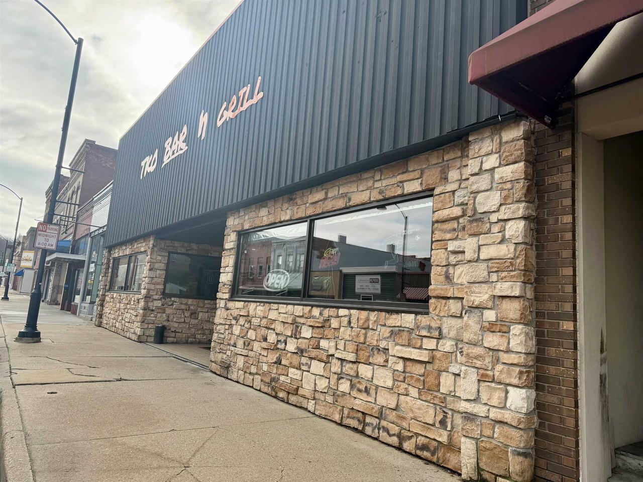 165 W Court Street — photo