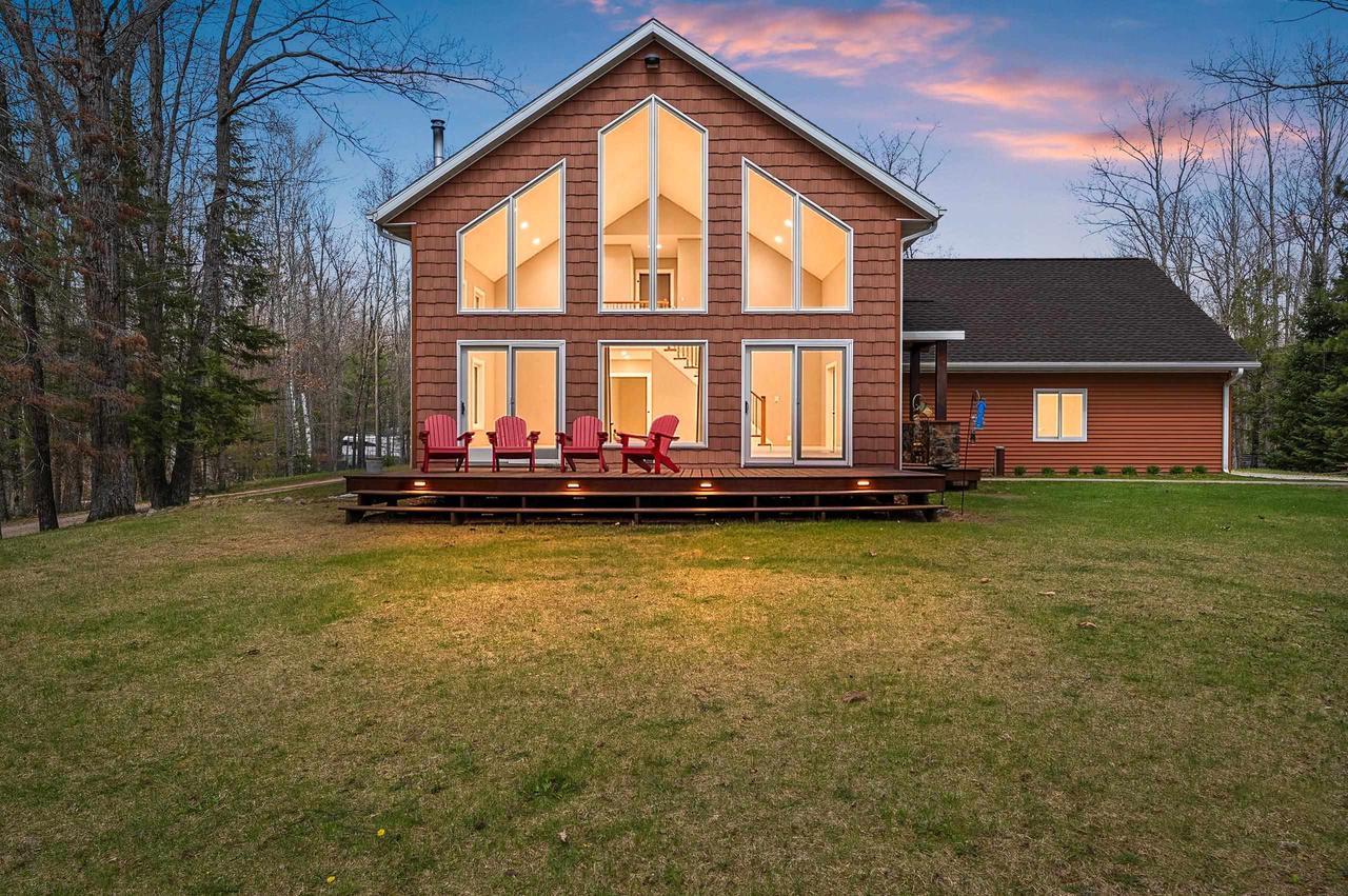 9232 W Lake Drive — photo