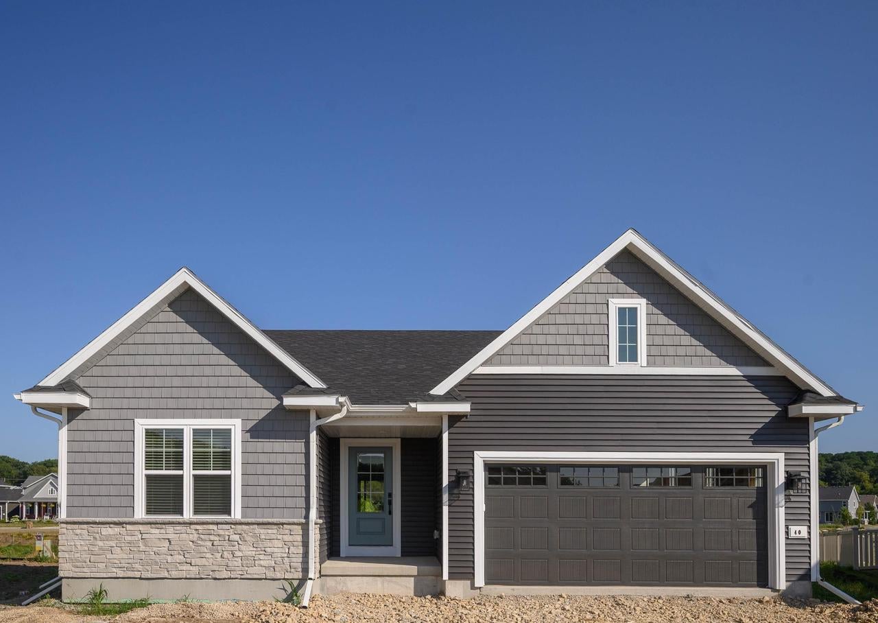 40 Spittlebug Circle — photo