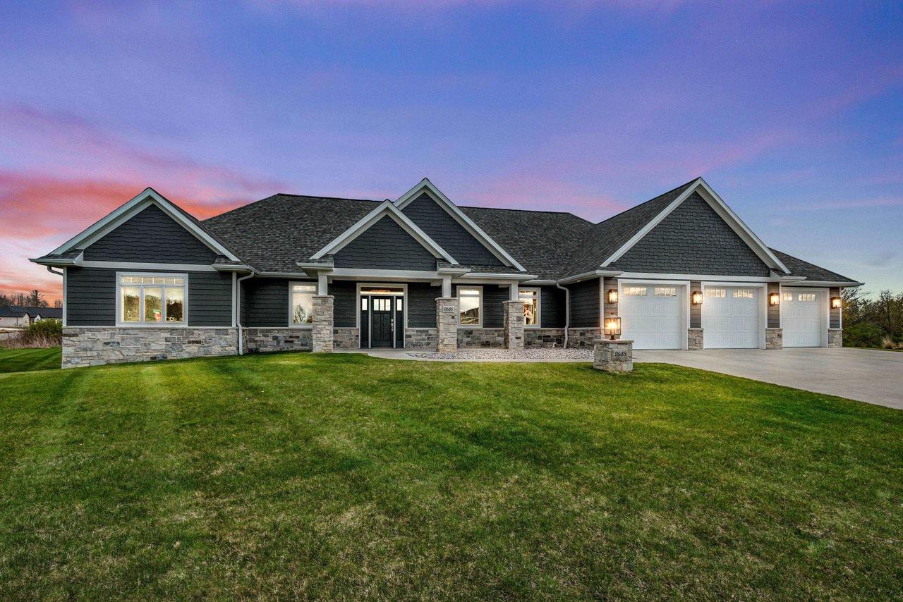 2685 Creekwood Circle — photo