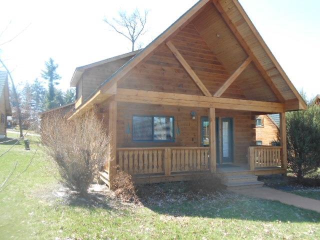 812 Waterslide Court — photo