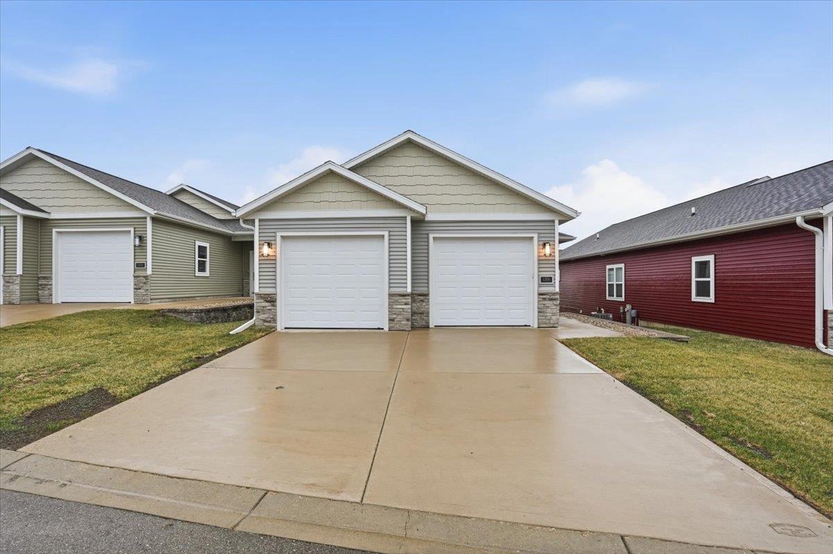 1206 Tivoli Circle — photo