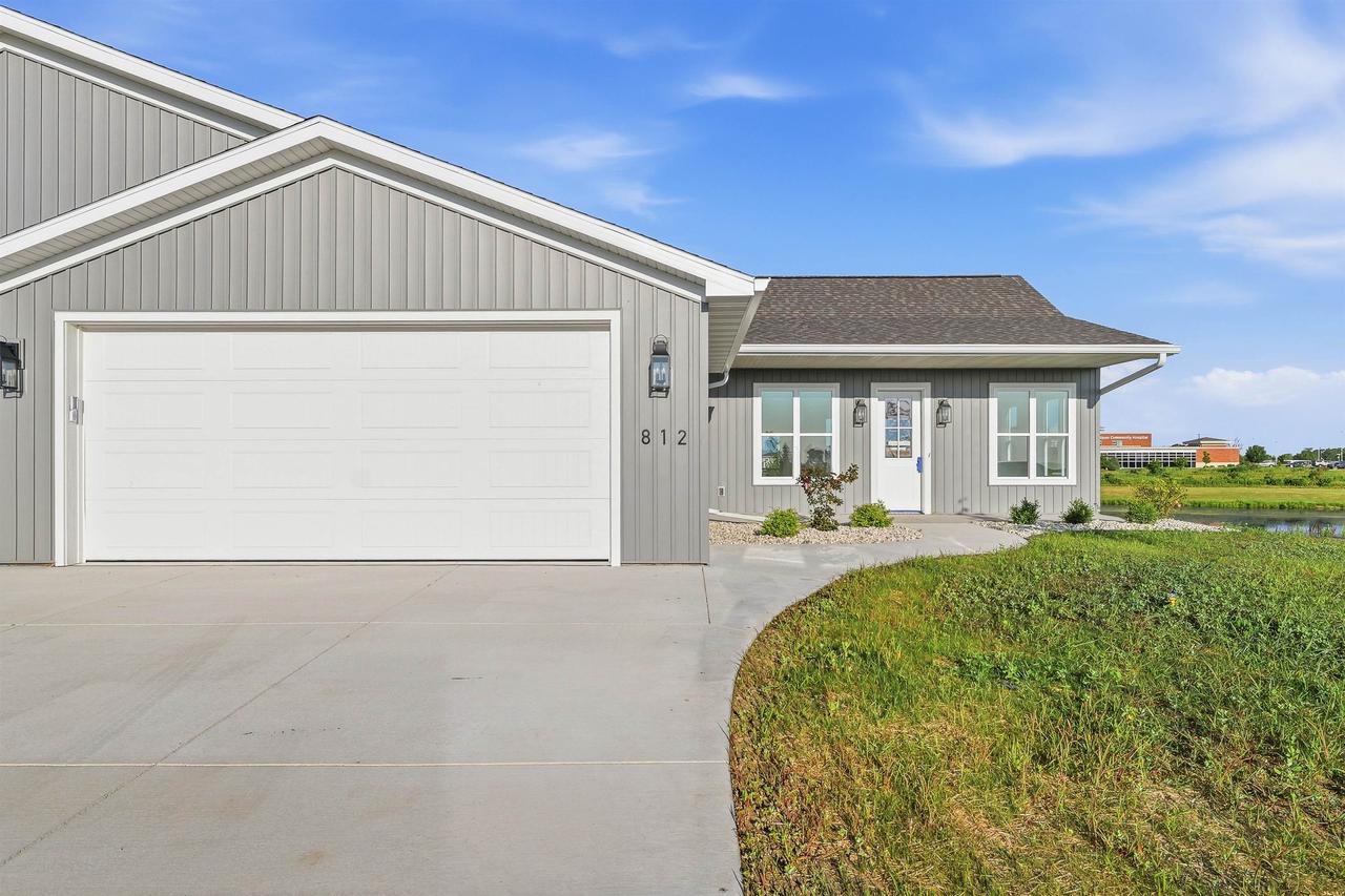 812 Lakeview Lane, Ripon, WI 54971 — photo 2