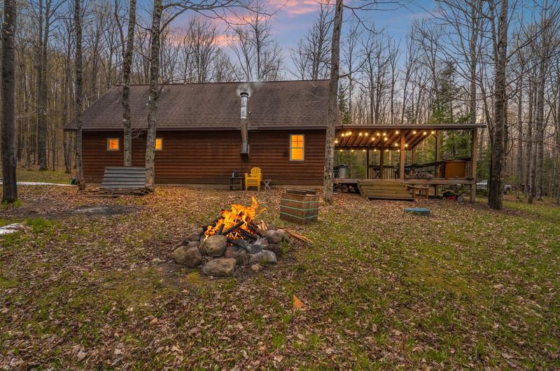 1458 Woodlawn Road — photo