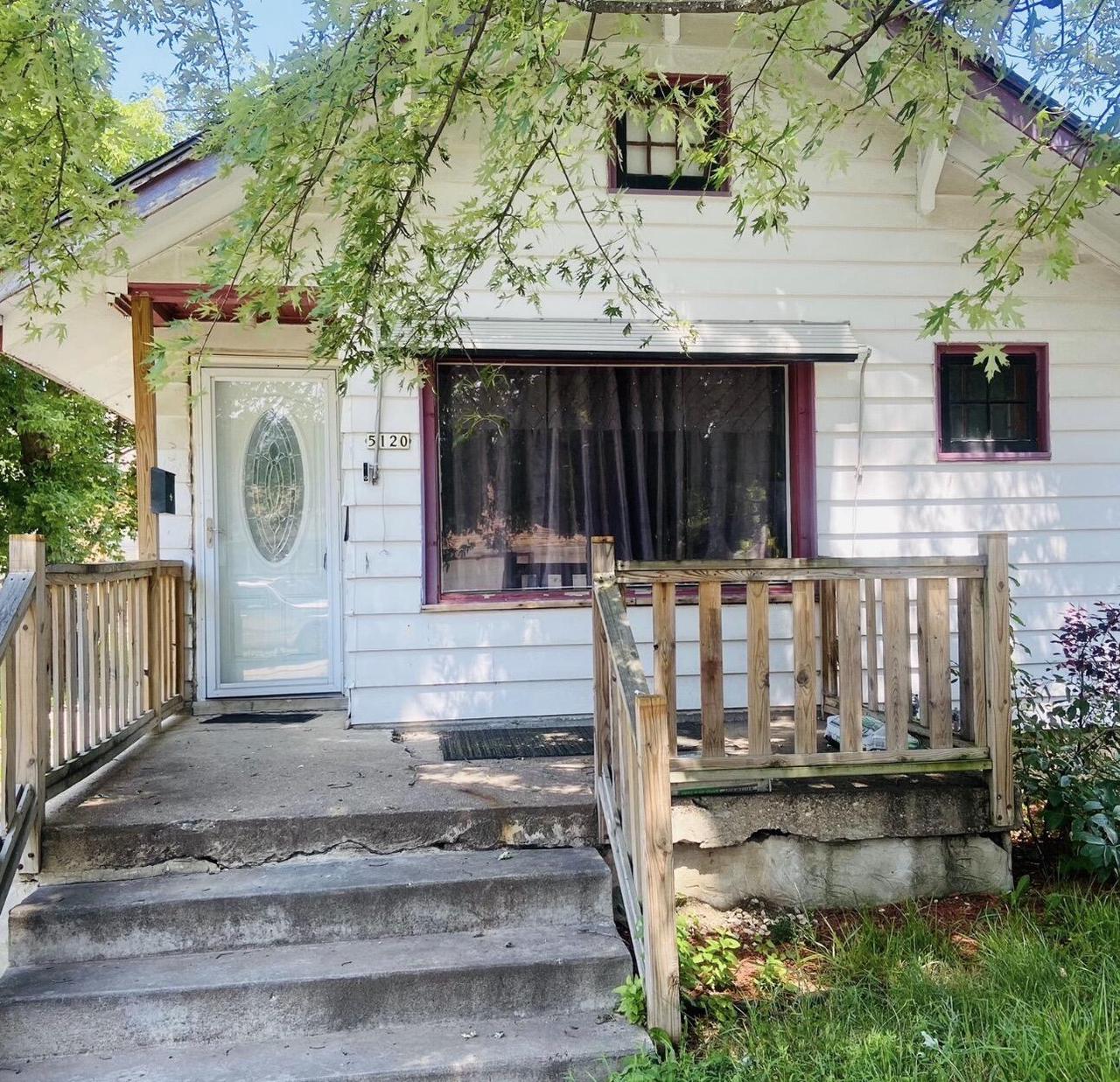 5120 W Courtland Avenue — photo