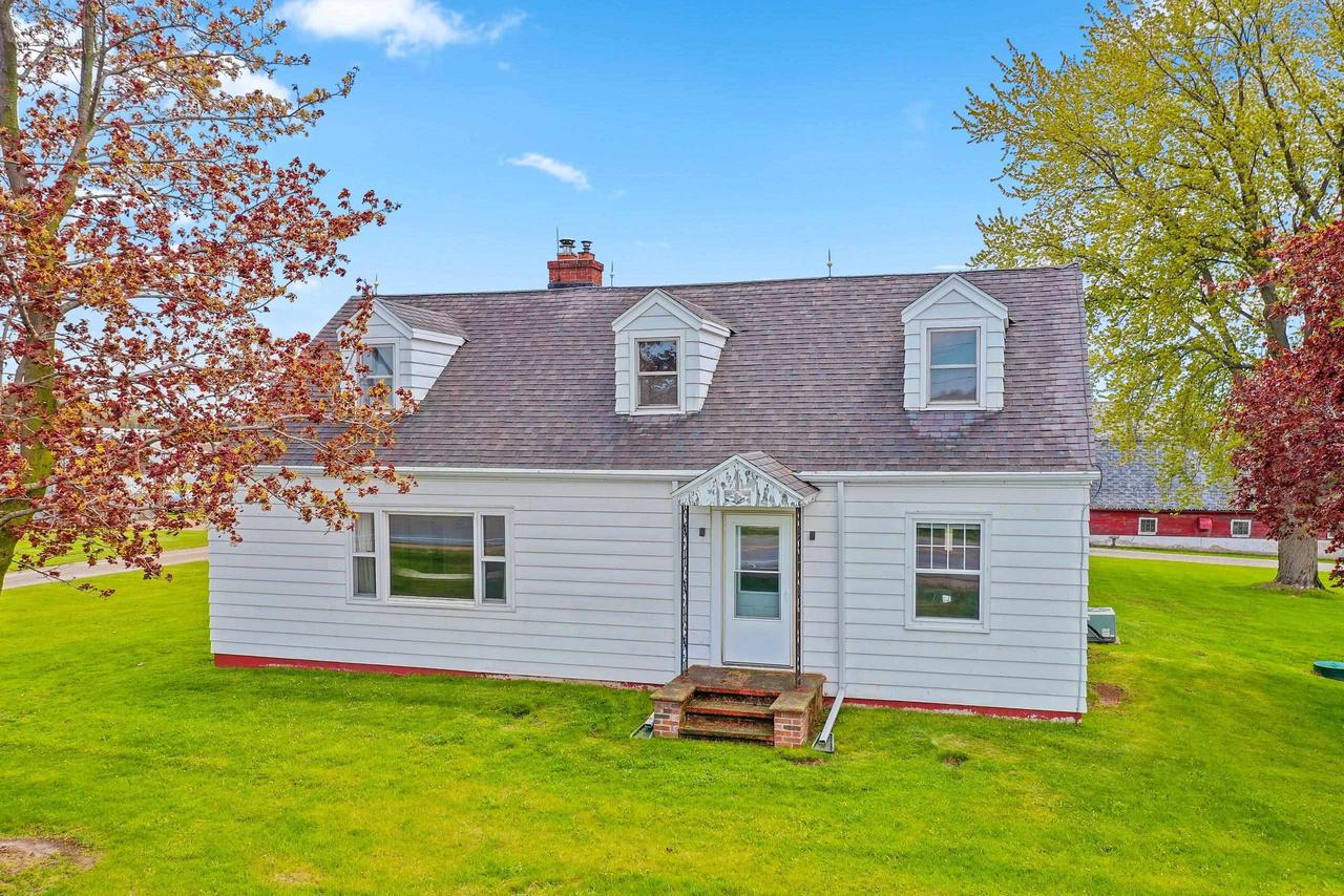 N5440 State Rd 55, Oneida, WI 54165