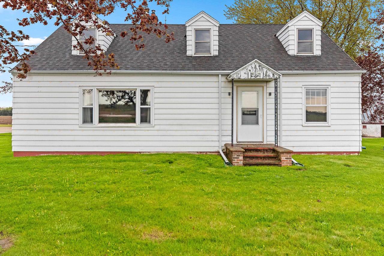 N5440 State Rd 55, Oneida, WI 54165 — photo 2