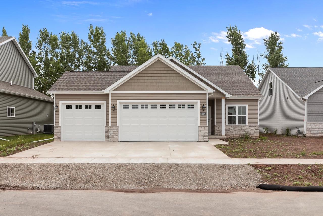 3609 E Gladiolus Place — photo