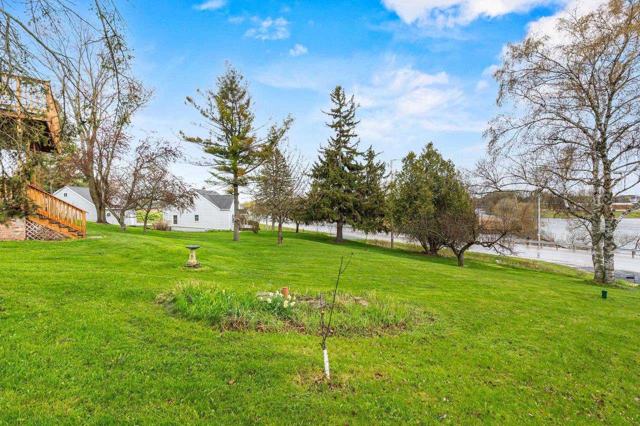 N8108 State Rd 42, Ahnapee, WI 54201 — photo 3
