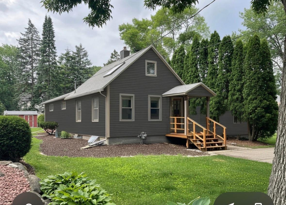 5535 Lake Mendota Drive — photo