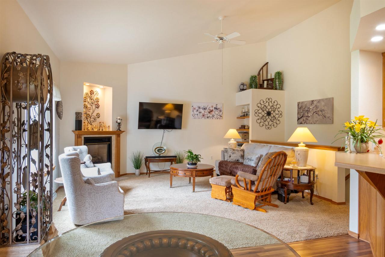 1005 W Windtree Drive, Appleton, WI 54914 — photo 3