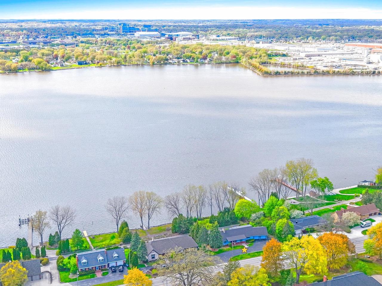 2512 Riverside Drive, Allouez, WI 54301 — photo 3