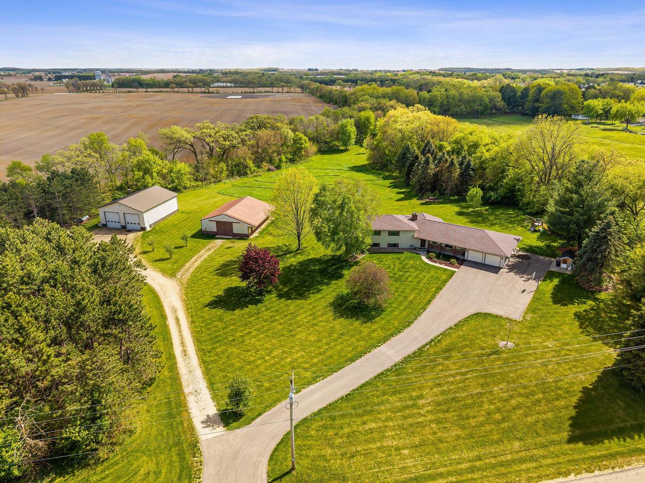 4613 W Rutland ROAD, Brooklyn, WI 53521 — photo 3