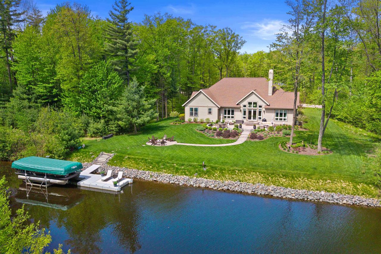 1243 Bridgeview Drive — photo