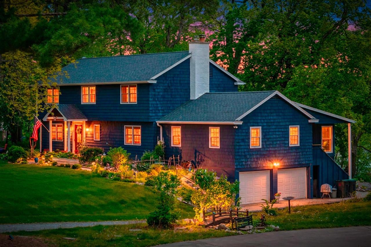 1670 Spring Hill Lane — photo