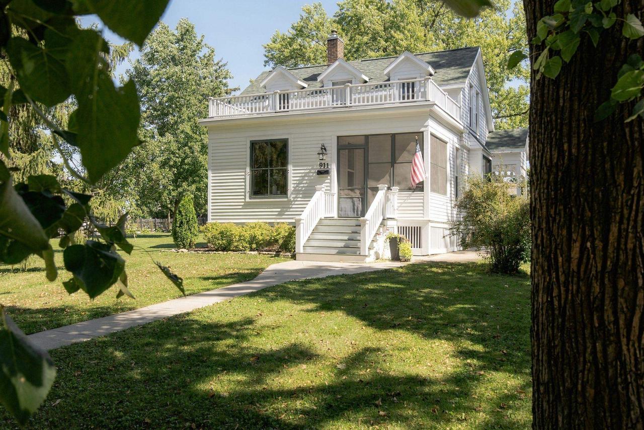 911 Watson STREET, Ripon, WI 54971 — photo 2