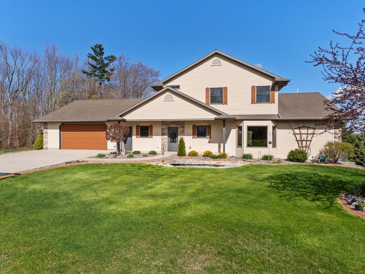 4818 Maplecrest Ridge ROAD, Whitelaw, WI 54247 — photo 2
