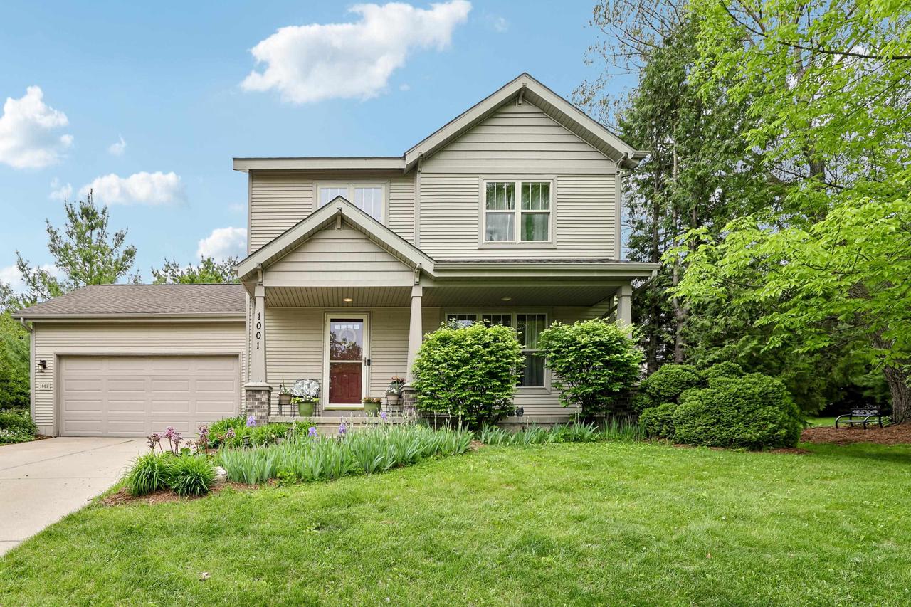 1001 Glacier Hill Drive — photo
