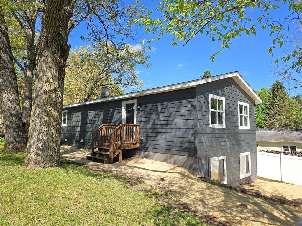 411 Poplar Street — photo