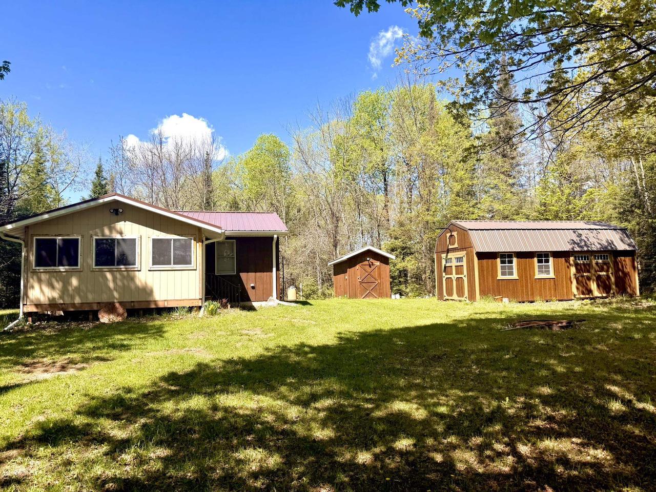 15569 Stevens Lake Road — photo