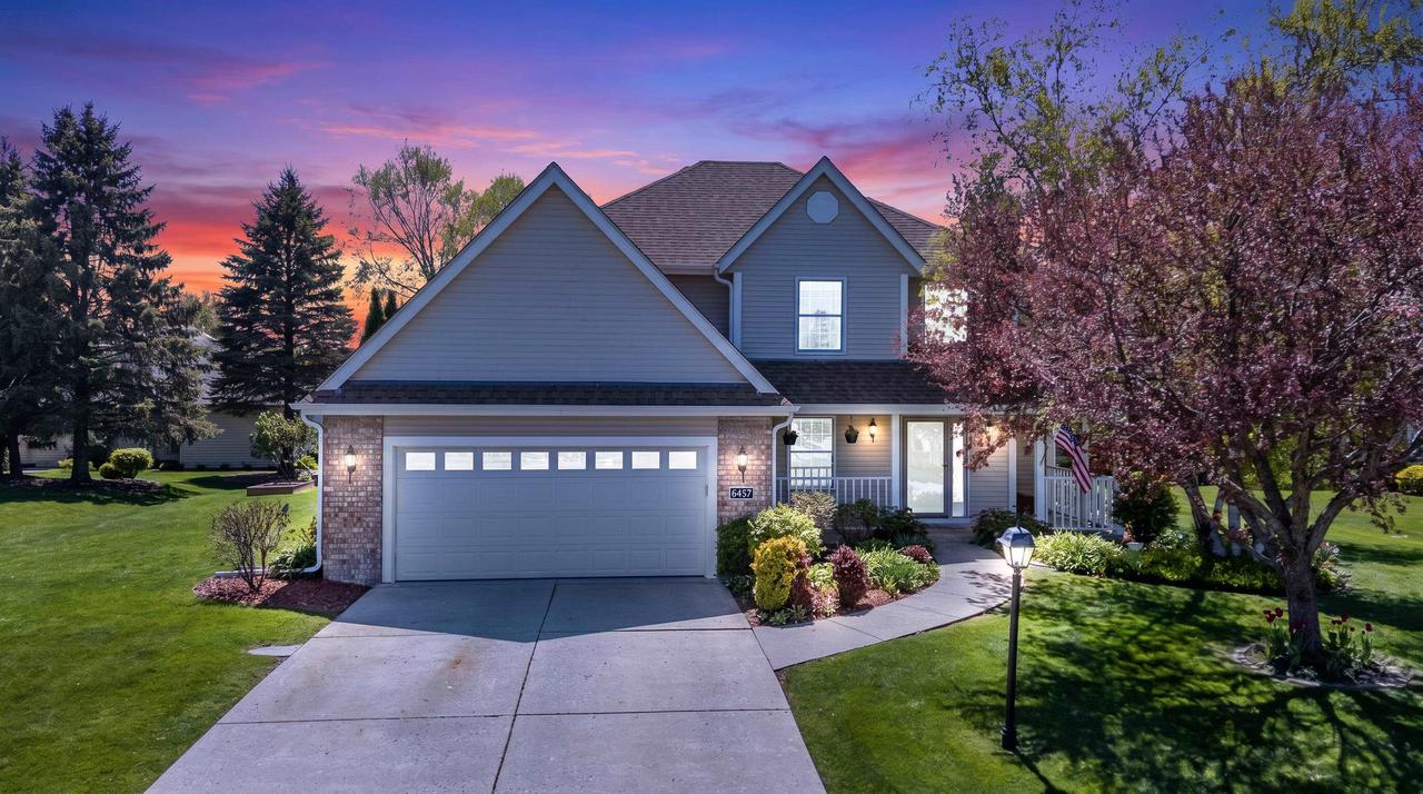 6457 Norfolk Lane — photo