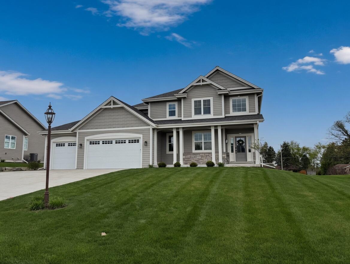 S54W25487 Pebble Brook Court — photo