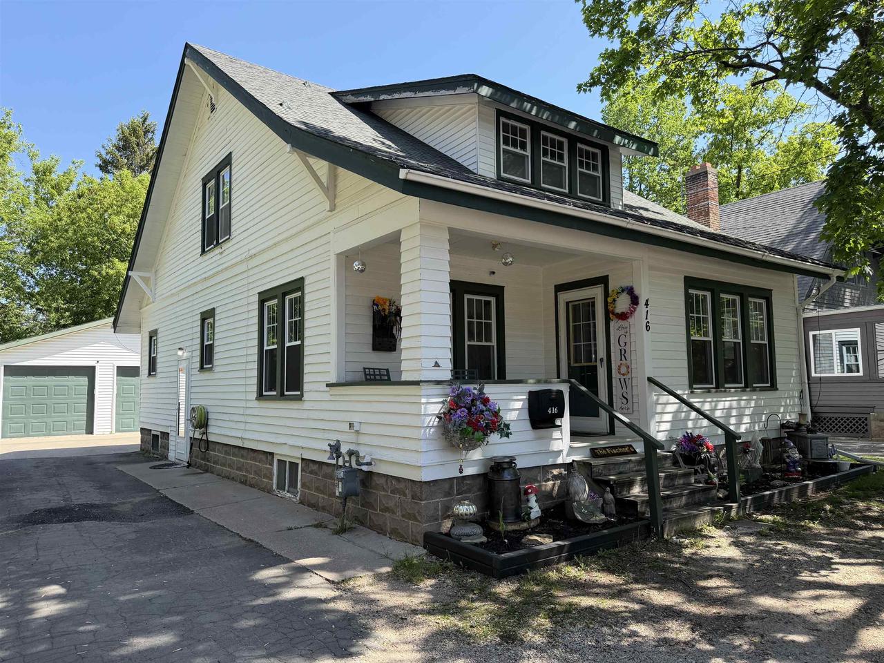 416 W Fulton Street — photo