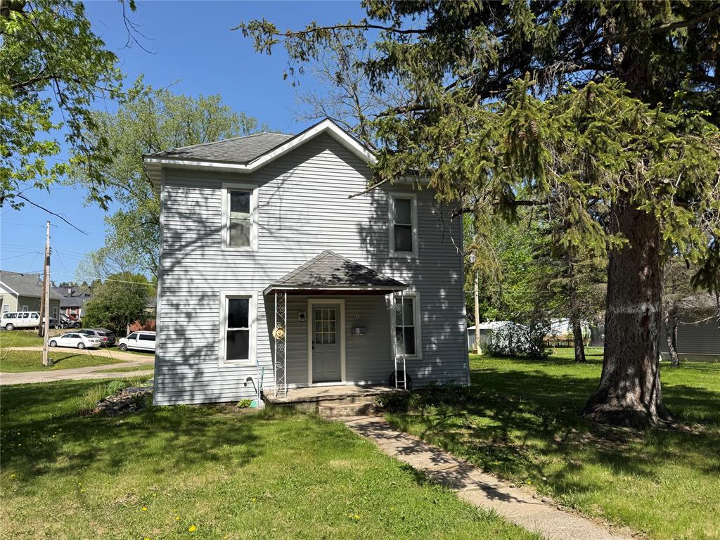 213 Owen Street — photo