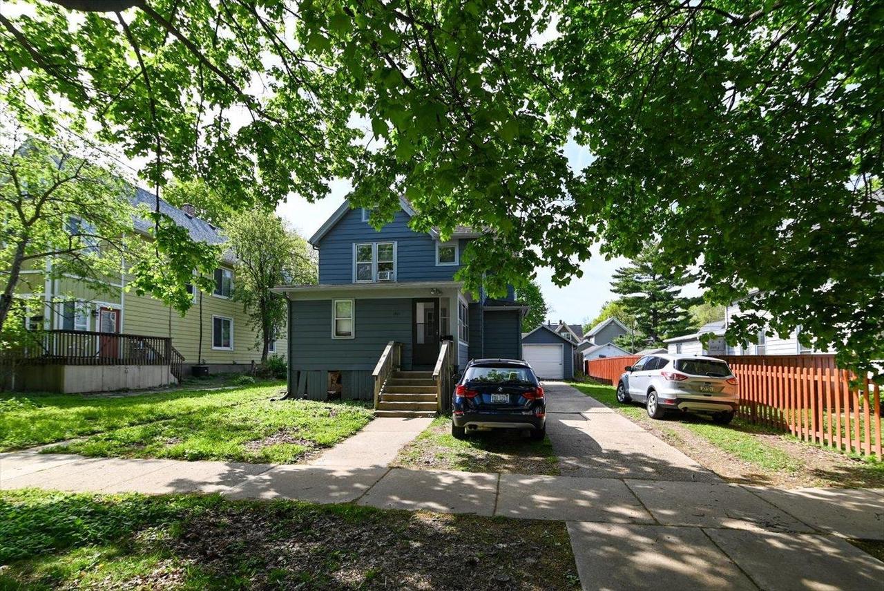 1207 Chandler Street — photo
