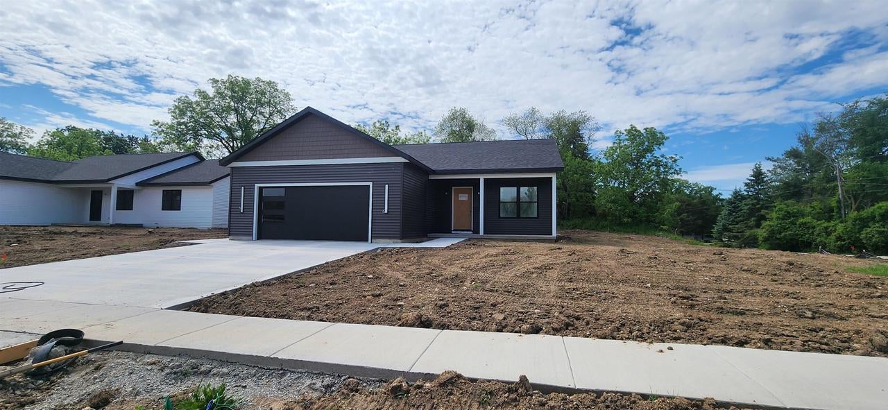 101 Rolling Meadow Drive — photo