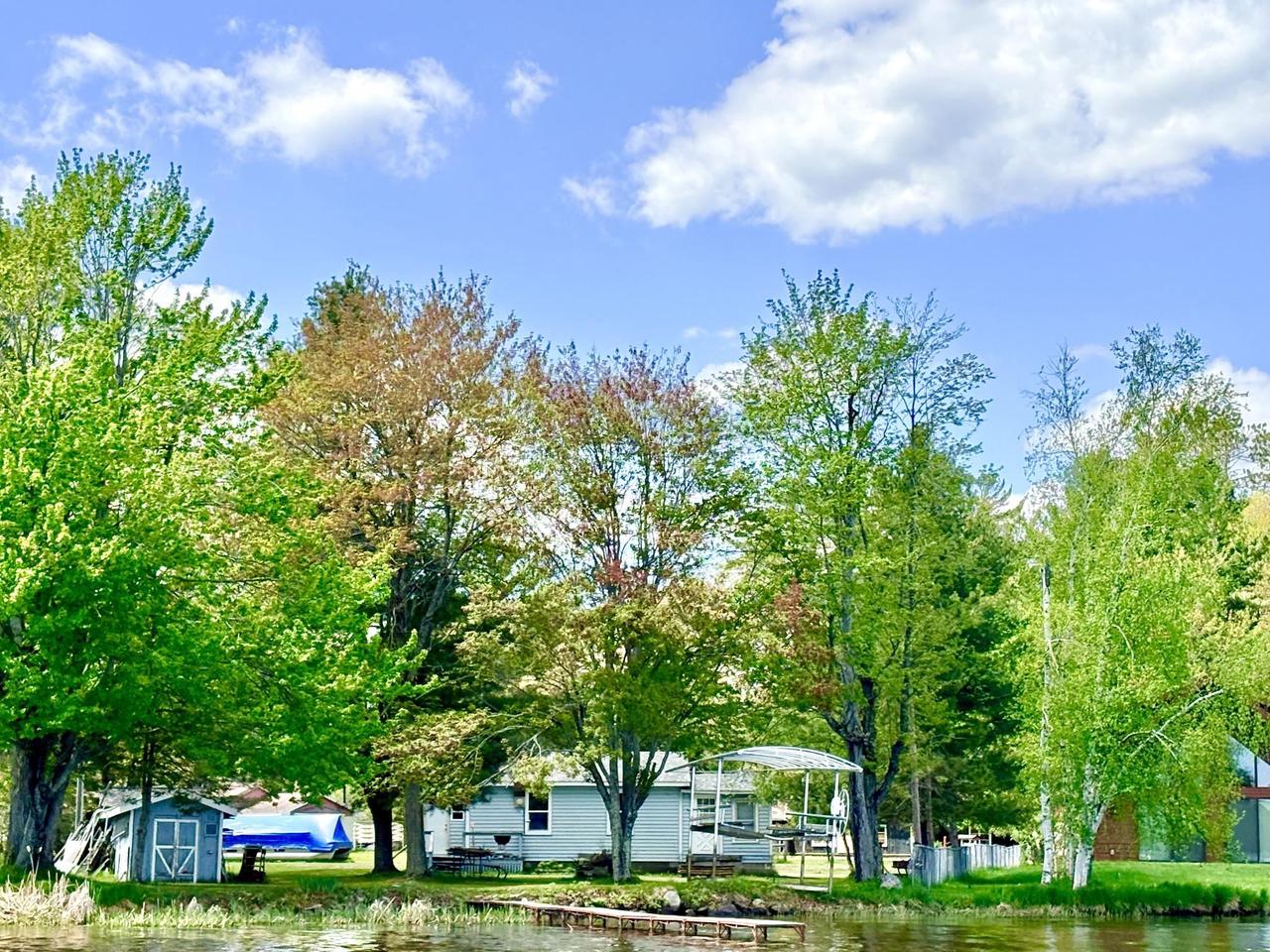 2465 Norway Point Road — photo