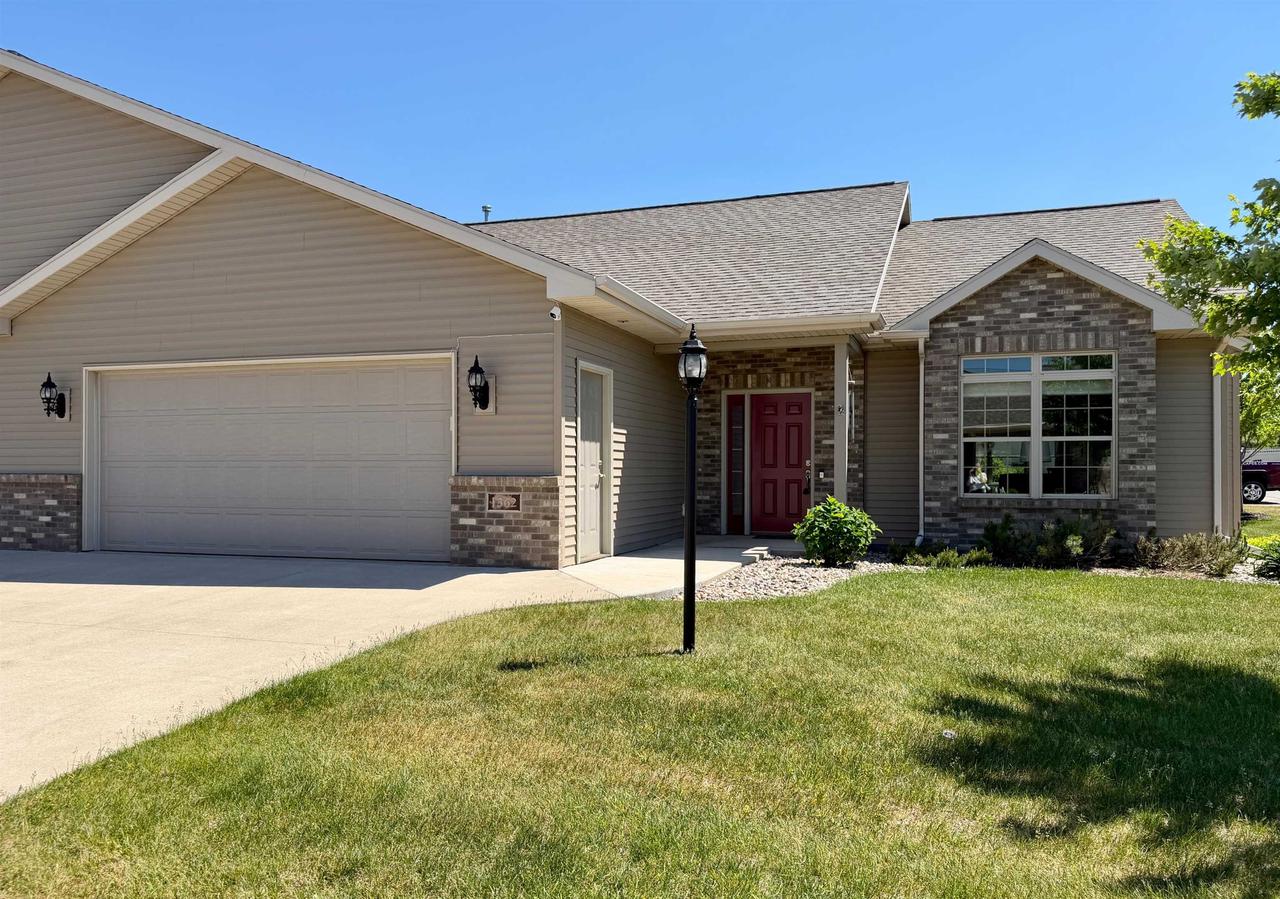 1362 Candlelight Lane — photo