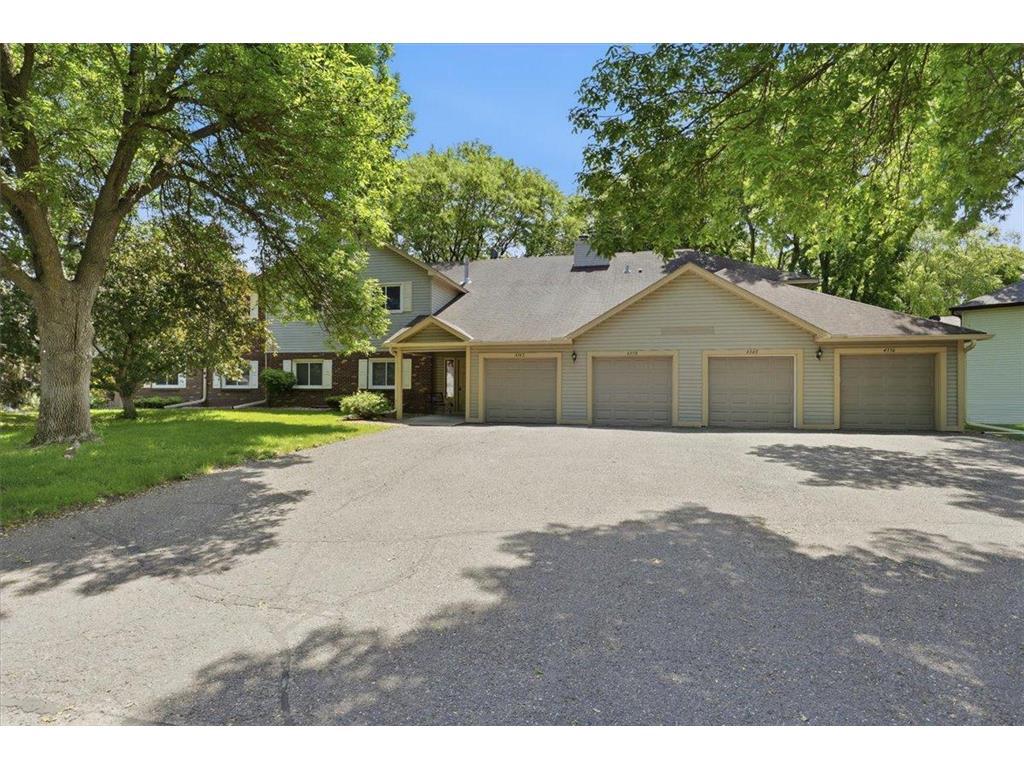 4342 Buckingham Court 1605 — photo