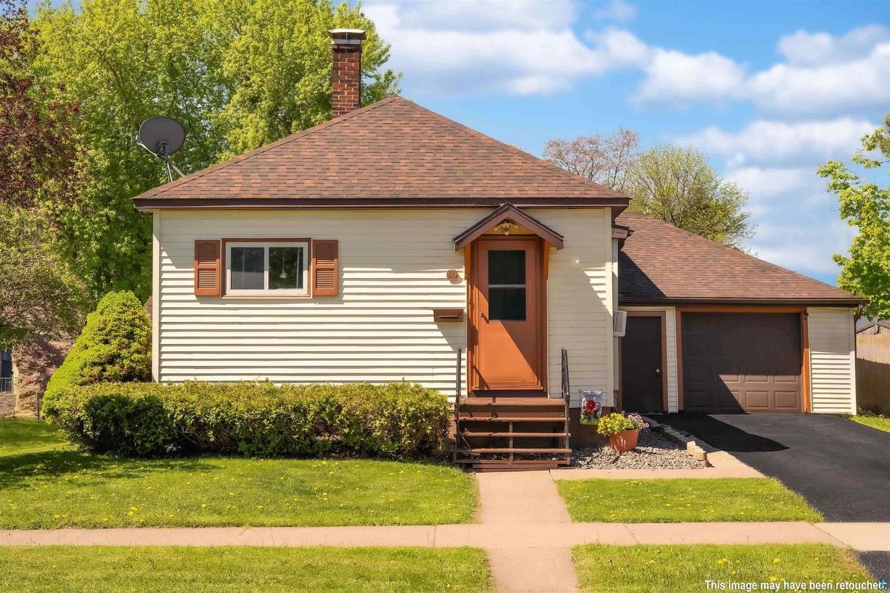 513 Willis Ave — photo