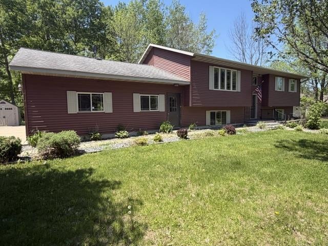 425 Owen Street — photo