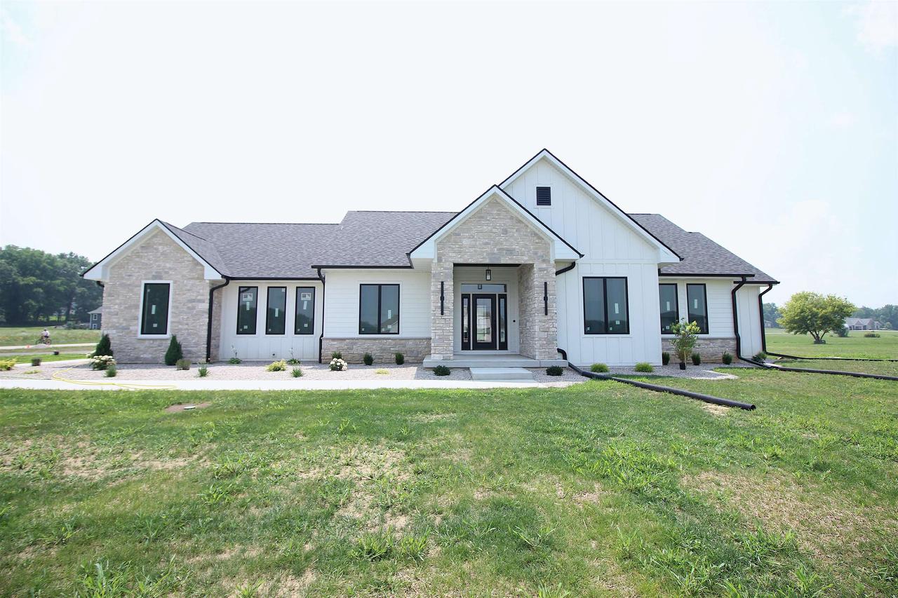 5143 N Brownwood Drive — photo