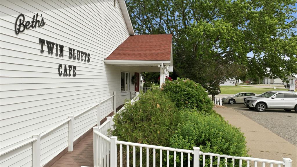 Home in Nelson, WI 54756 — photo 3