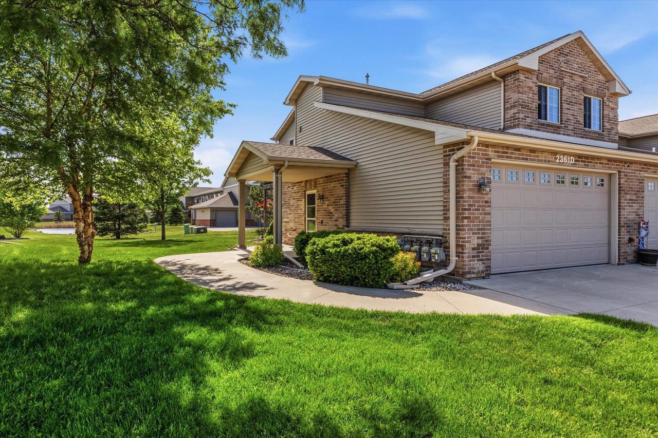 2361 E Plank CIRCLE #D, Appleton, WI 54915 — photo 3