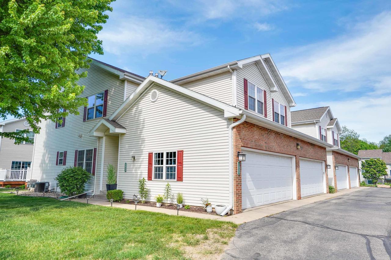 3833 Maple Grove Drive — photo