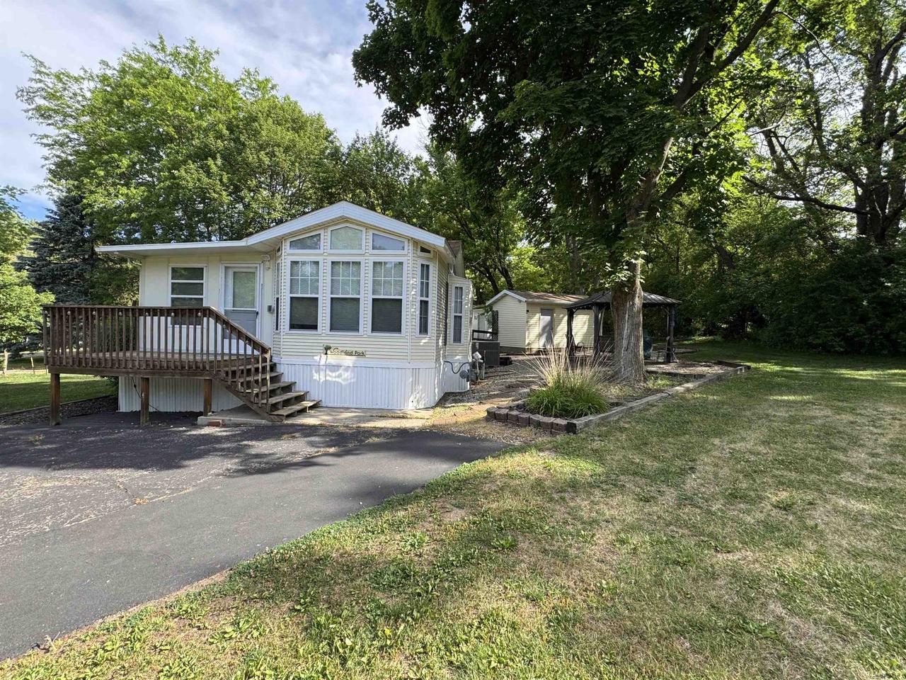 354 Skyline Drive — photo