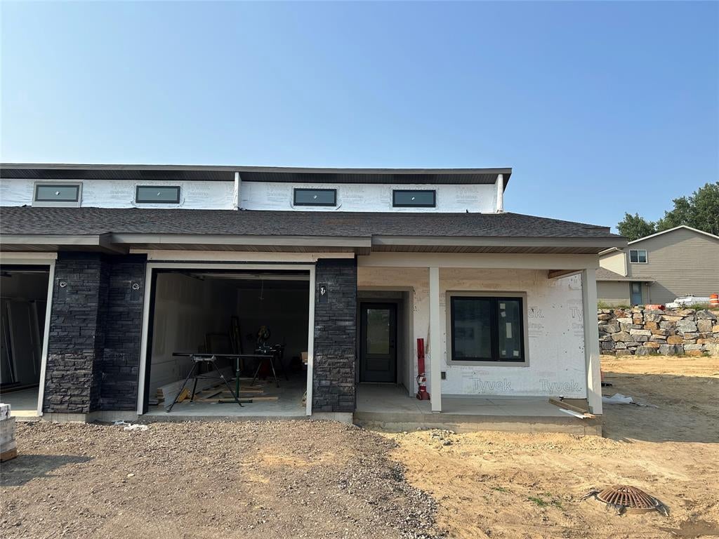 4338 Studebaker Lane — photo