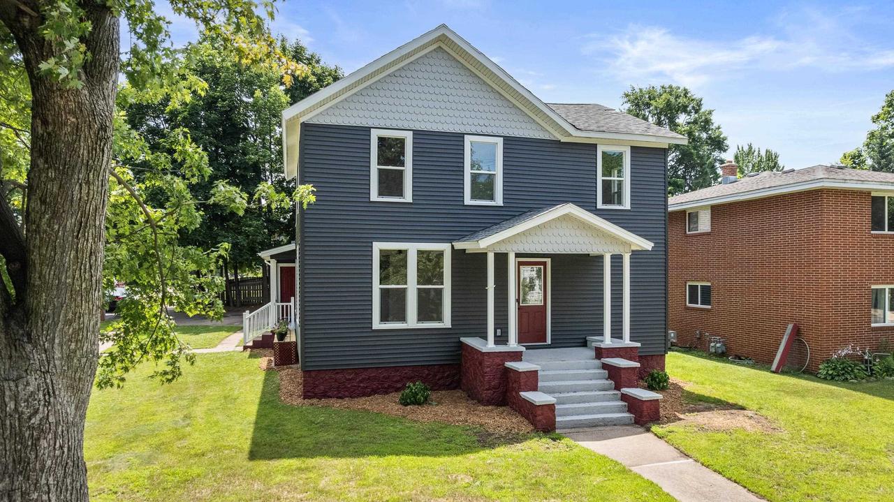 1025 Wisconsin Street — photo